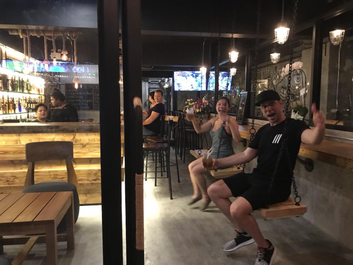 Blackjack Bar And Hostel Chaweng  Bagian luar foto
